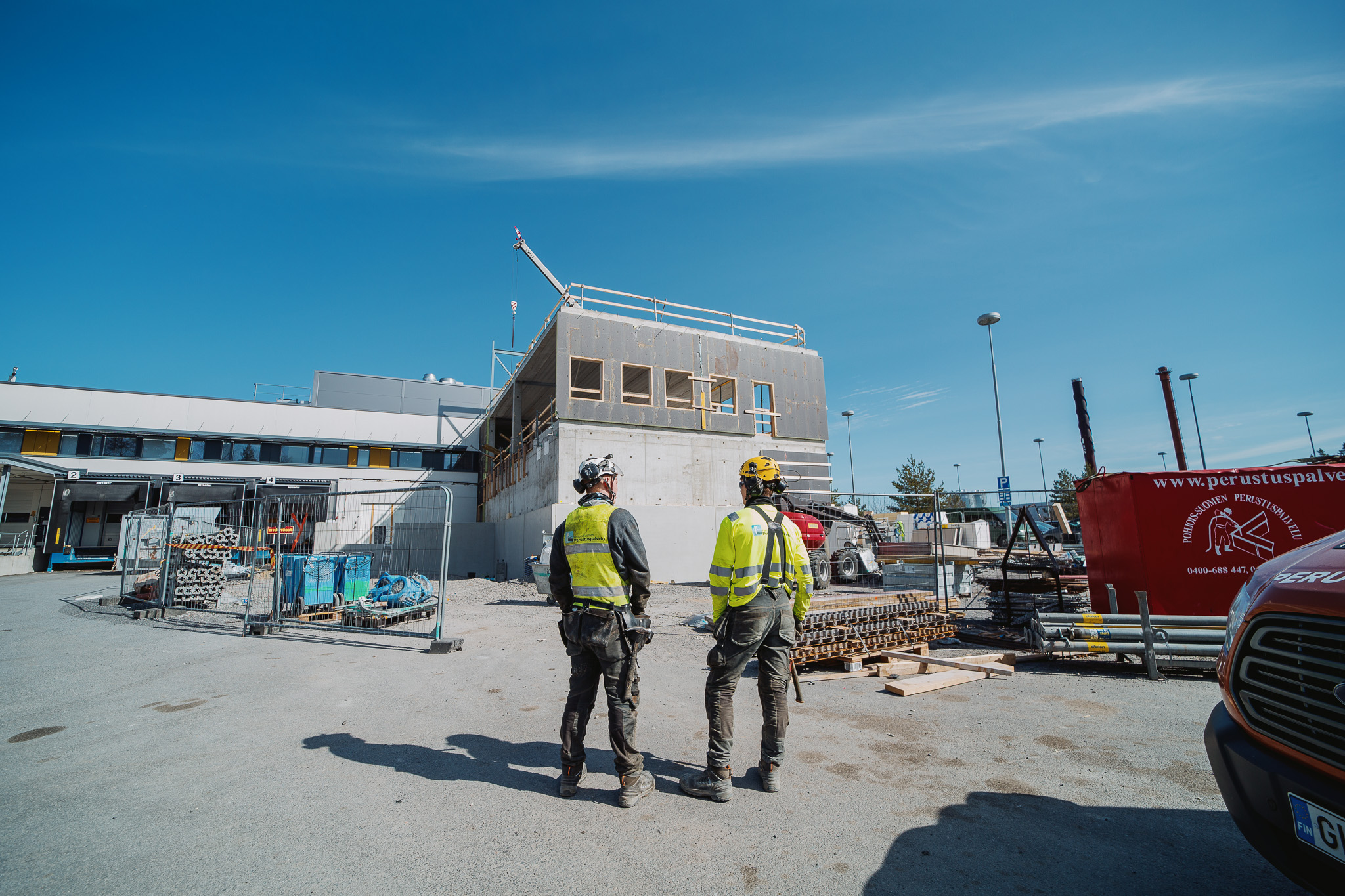 web_perustuspalvelu_1 copy.jpg