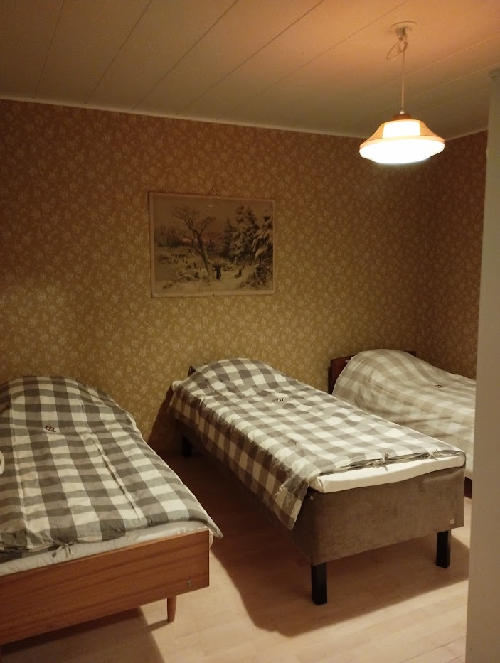 makkari beige.jpg